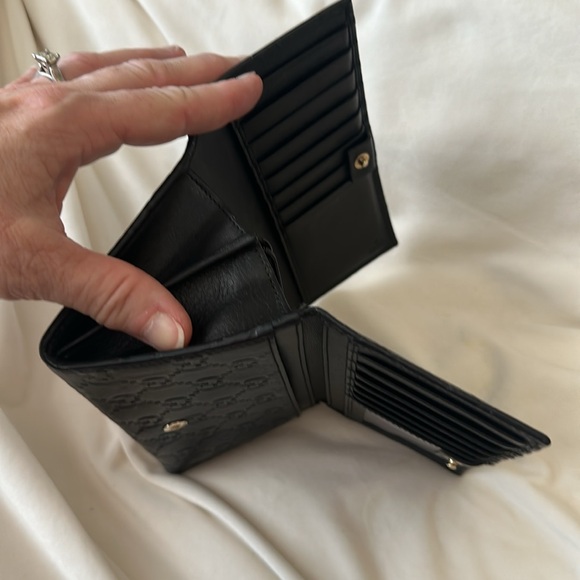 GUCCI 🖤Guccisima Double flap leather wallet Authentic Rare GG Beautiful - Picture 2 of 16